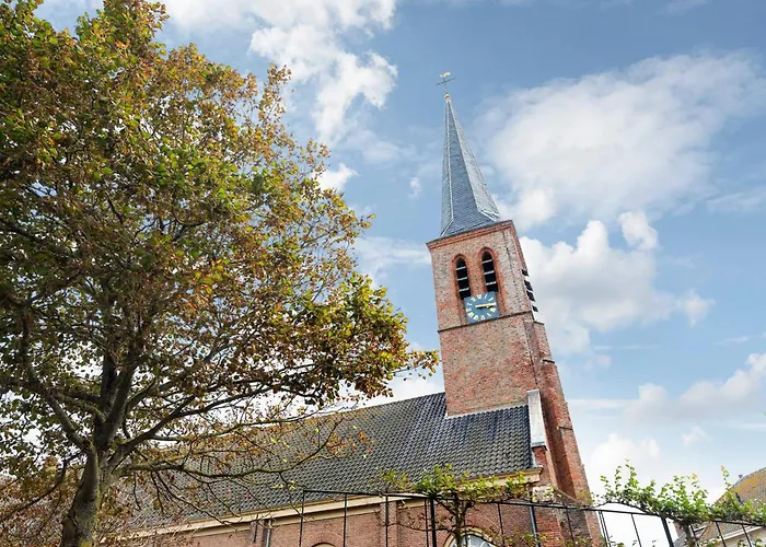 The Pine Tree Semesterbostad