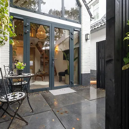 בית נופש The Pine Tree זנדוורט