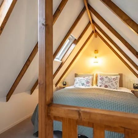 The Pine Tree * זנדוורט