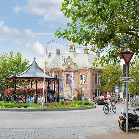 The Pine Tree זנדוורט